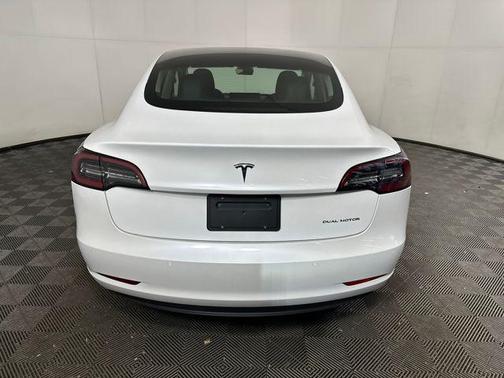 2018 Tesla Model 3 Performance