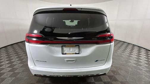 Bright White Clearcoat 2024 Chrysler Pacifica Hybrid Select