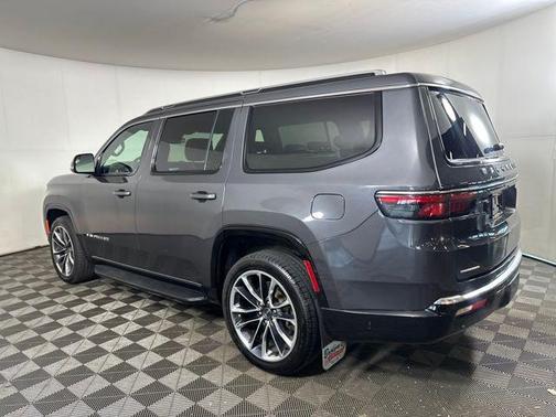 2022 Jeep Wagoneer Series II 4x4