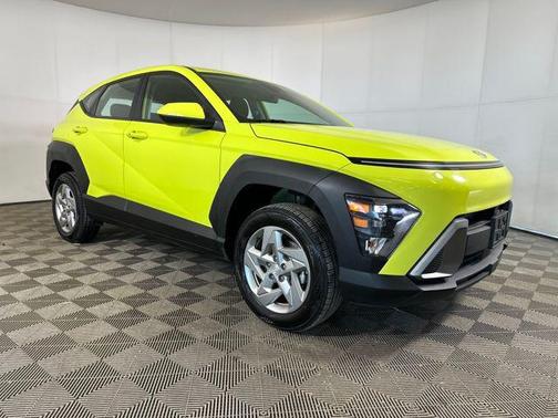 2024 Hyundai KONA SE