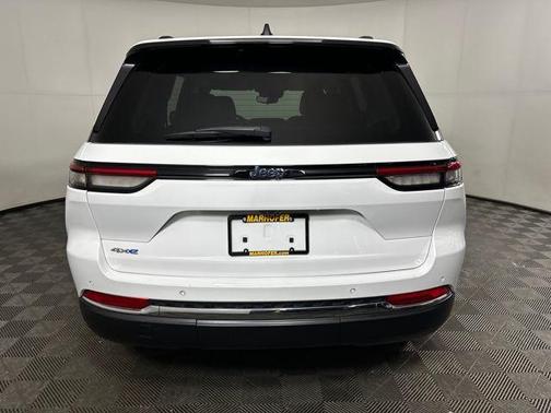 2023 Jeep Grand Cherokee 4xe Base