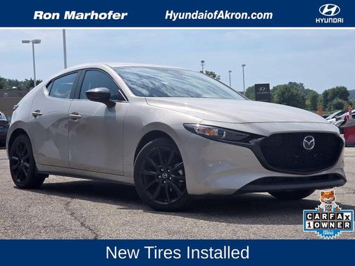 Platinum Quartz Metallic 2025 Mazda Mazda3 2.5 S Select Sport