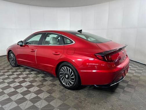 2021 Hyundai SONATA Limited 2.0T