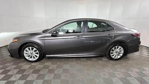 Predawn Gray Mica 2024 Toyota Camry SE