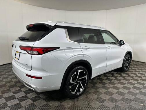2024 Mitsubishi Outlander SEL Platinum Edition S-AWC