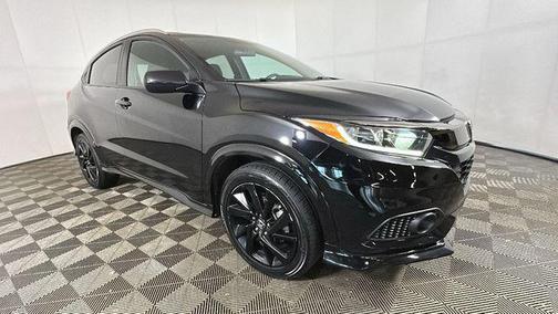 Crystal Black Pearl 2022 Honda HR-V AWD Sport