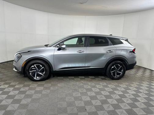 2024 Kia Sportage Hybrid LX