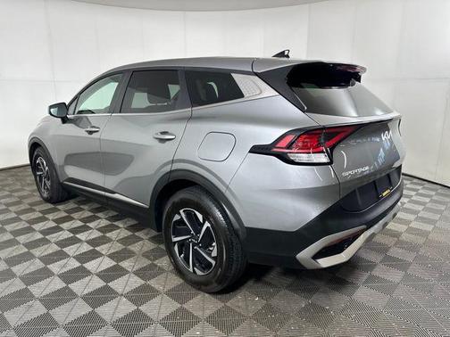 2024 Kia Sportage Hybrid LX