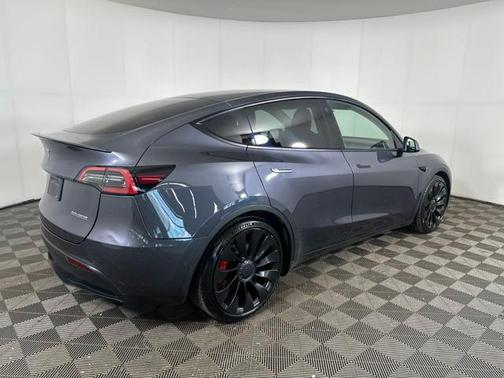 2022 Tesla Model Y Performance Dual Motor All-Wheel Drive