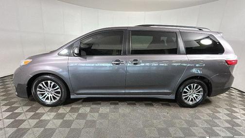 Predawn Gray Mica 2020 Toyota Sienna XLE