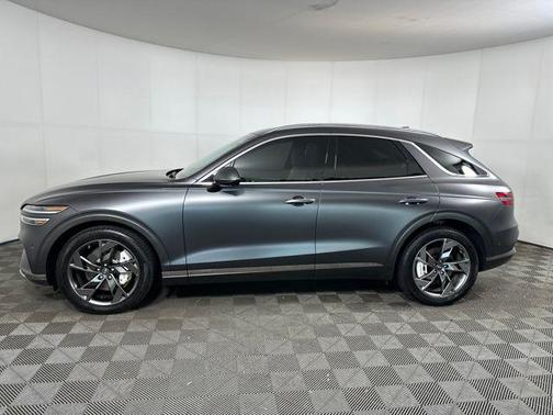 2023 Genesis Electrified GV70 Advanced AWD