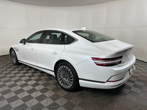 2024 Genesis Electrified G80 Advanced