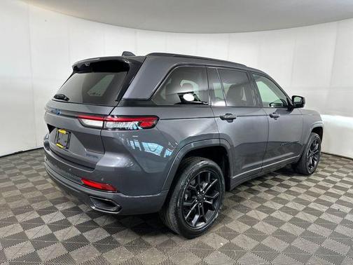 Baltic Gray Metallic Clearcoat 2023 Jeep Grand Cherokee 4xe 30th Anniversary