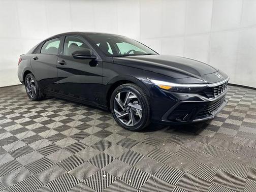 2025 Hyundai ELANTRA HEV SEL Sport