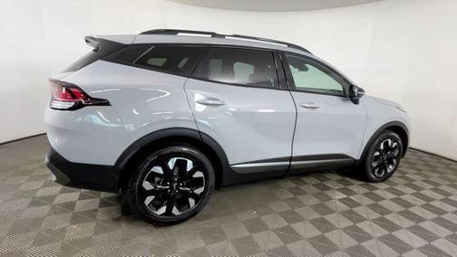 Wolf Gray 2023 Kia Sportage X-Line