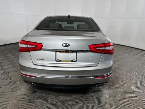 2014 Kia Cadenza Premium