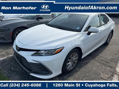 2022 Toyota Camry LE