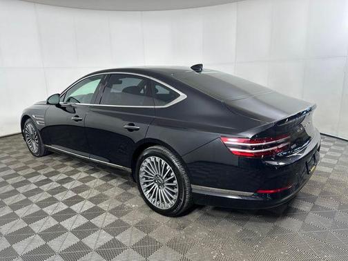 2023 Genesis Electrified G80 Base