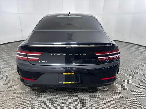 2023 Genesis Electrified G80 Base