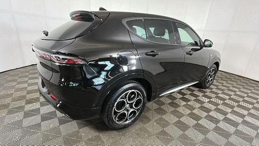 Alfa Black 2024 Alfa Romeo Tonale Ti EAWD