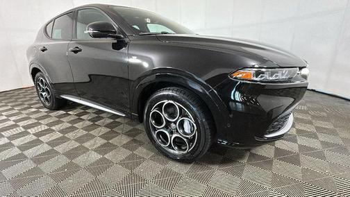 Alfa Black 2024 Alfa Romeo Tonale Ti EAWD