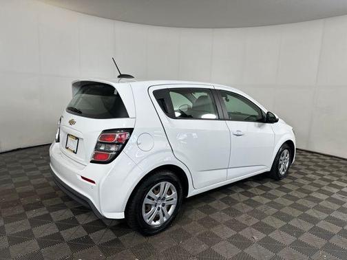 2020 Chevrolet Sonic FWD Hatchback 1FL 5-Door