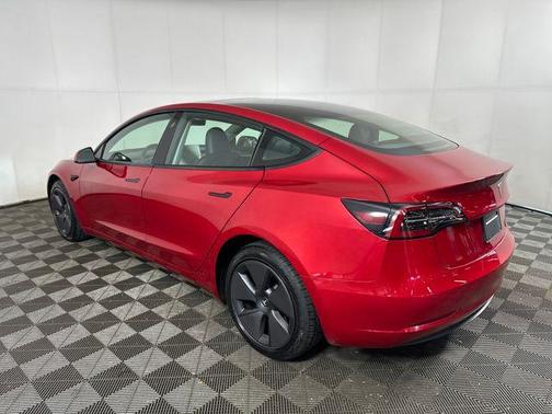 2023 Tesla Model 3 Standard Range