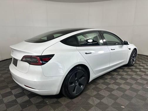 2023 Tesla Model 3 Standard Range