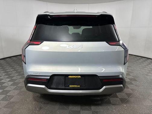 2024 Kia EV9 Wind
