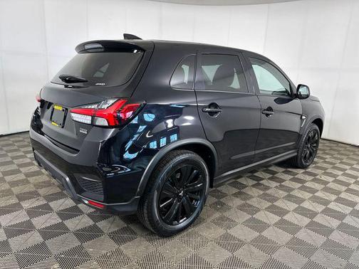 2024 Mitsubishi Outlander Sport 2.0 LE
