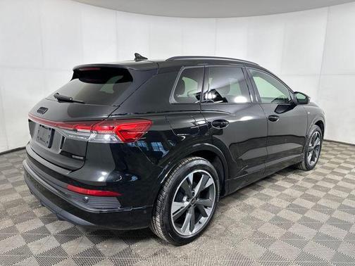 2024 Audi Q4 e-tron Prestige 55 quattro
