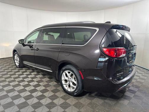 2018 Chrysler Pacifica Touring-L Plus