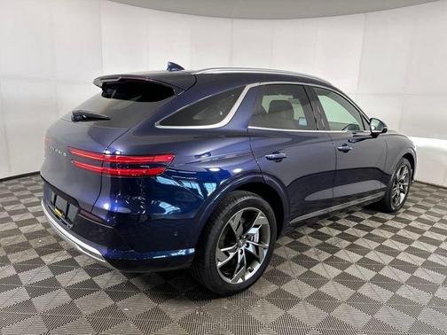 2024 Genesis Electrified GV70 Advanced AWD
