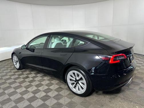 2021 Tesla Model 3 Long Range