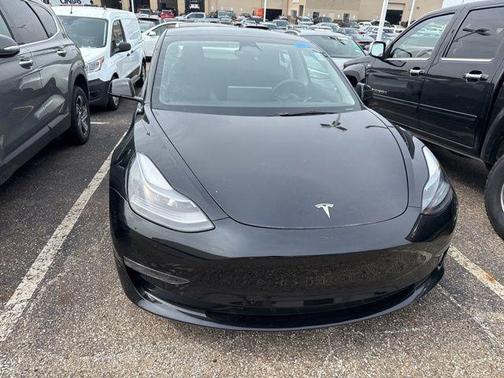2022 Tesla Model 3 Standard Range