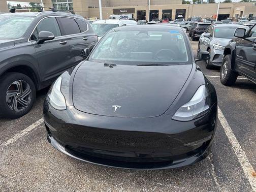 2022 Tesla Model 3 Standard Range