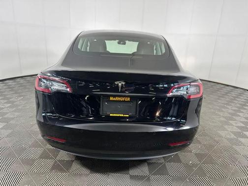 2022 Tesla Model 3 Standard Range