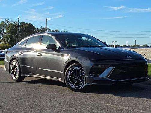 2025 Hyundai SONATA SEL