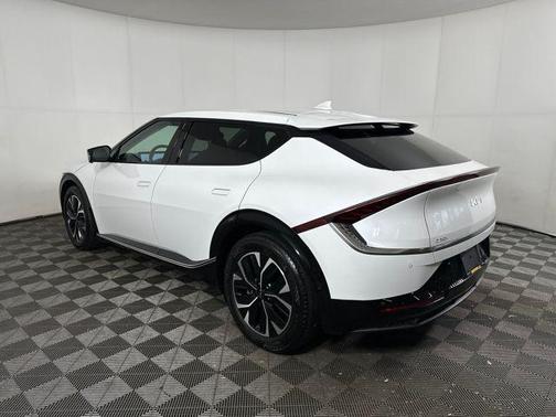 2023 Kia EV6 Wind