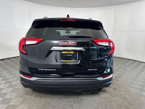 2022 GMC Terrain AWD AT4