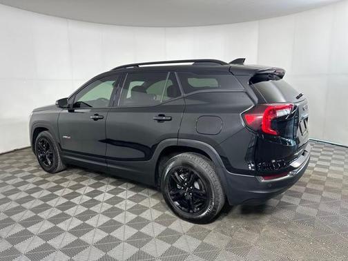 2022 GMC Terrain AWD AT4
