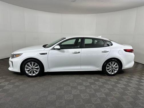 2018 Kia Optima S