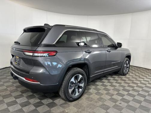 2022 Jeep Grand Cherokee 4xe Base