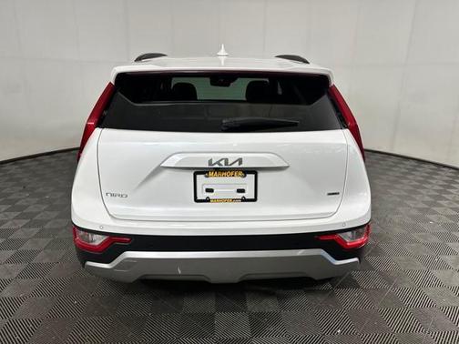 2023 Kia Niro EX