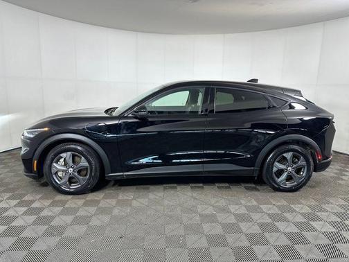 2022 Ford Mustang Mach-E Select