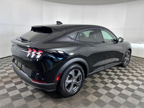 2022 Ford Mustang Mach-E Select