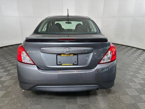 2017 Nissan Versa 1.6 S+