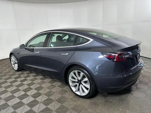 Midnight Silver Metallic 2019 Tesla Model 3 Long Range