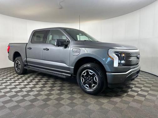 2023 Ford F-150 Lightning XLT