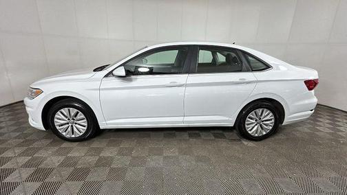 Pure White 2019 Volkswagen Jetta 1.4T SE